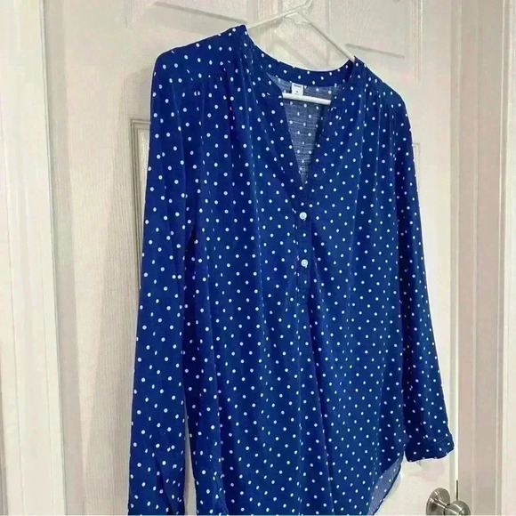 Old Navy Women Blouse Size M Blue Polka Dot V Neck Long Sleeve Shirt Top Button - Picture 2 of 7